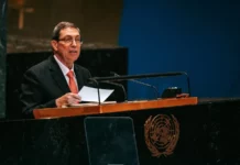 El canciller de Cuba y el embajador de EE.UU. ante la ONU discuten en medio de la sesión de la Asamblea General