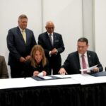 RD firma acuerdo en California sobre industria semiconductores