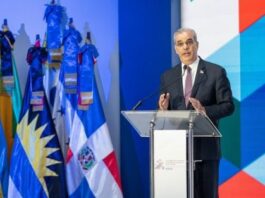 Llama a convertir el crecimiento económico en bienestar popular