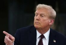 Aprobación de Trump cae a su mínimo histórico a semanas de las elecciones de medio mandato