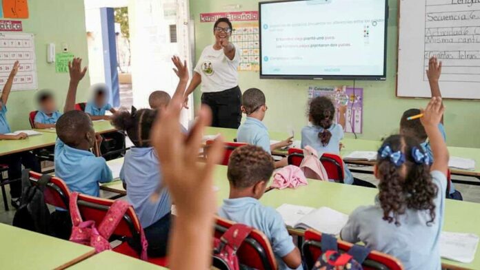educacion-en-republica-dominicana-y-sus-resultados-de-aprendizaje-695db467-focus-0-0-896-504