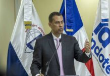 Guido Gómez Mazara advierte al PRM sobre uso de recursos públicos y presiones políticas por candidaturas
