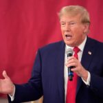 Trump califica de «muy extrañas» las elecciones en Brasil y confirma que autorizó la entrada de Bolsonaro a EE. UU.